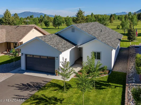 735 Country Club Way, Thayne, WY 83127