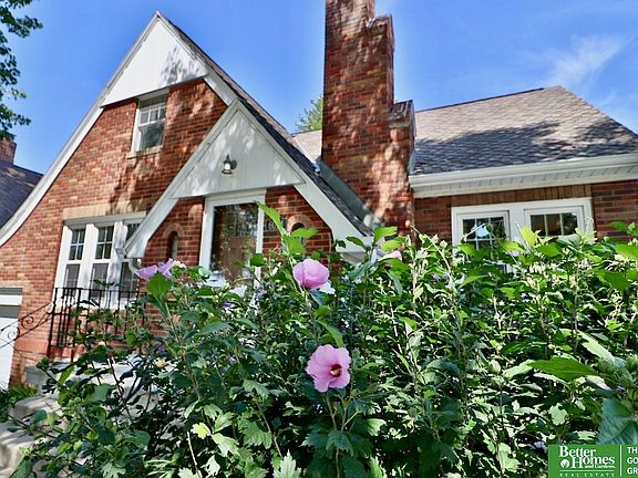 5th image of 6014 Poppleton Ave