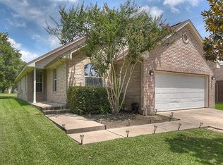 132 Golfview Dr, Montgomery, TX 77356