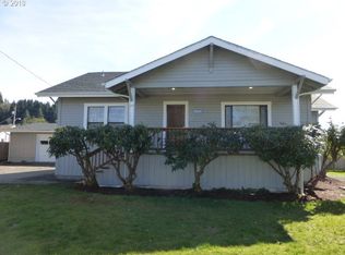 742 Mill Ave, Reedsport, OR 97467
