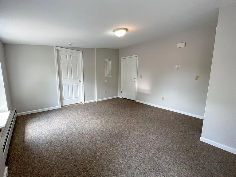 16 Elmer St #3E — Photo 8