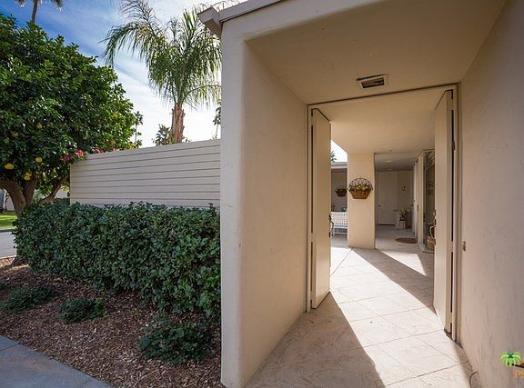 Enter Private Courtyard