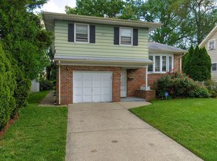 78 Pine St, Hackensack, NJ 07601