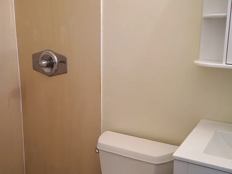 951 W Oahu Pl — Photo 23