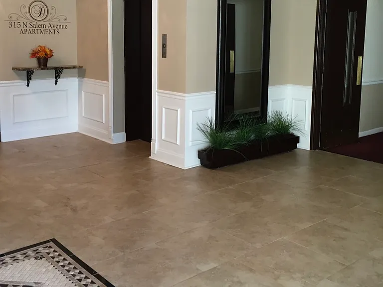 318 N Salem Ave #1 — Photo 16