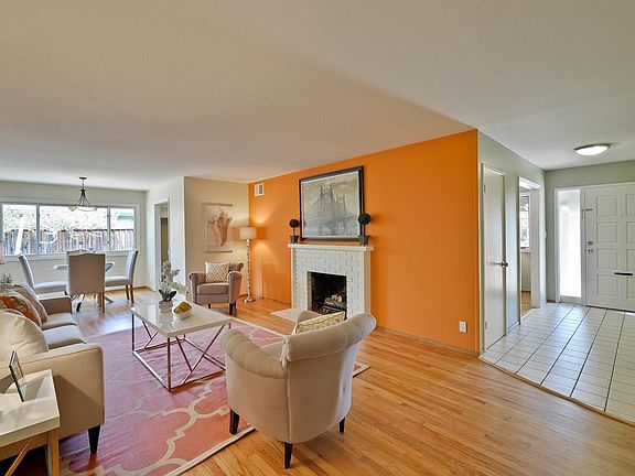 4th image of 1573 Samedra St