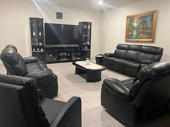 Spacious family room