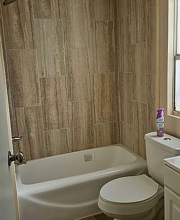 5th image of 3315 Ivy Ln #129