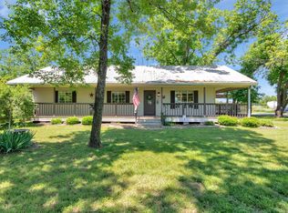 836 Silver Creek Rd, Azle, TX 76020