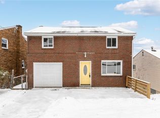 4413 Outlook Dr, West Mifflin, PA
