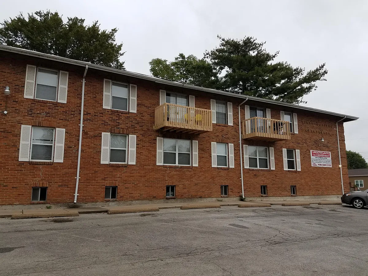 Building Photo - 505 N Benton Ave