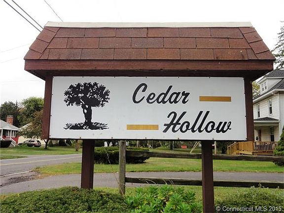 2nd image of 303 Cedar Hollow Dr