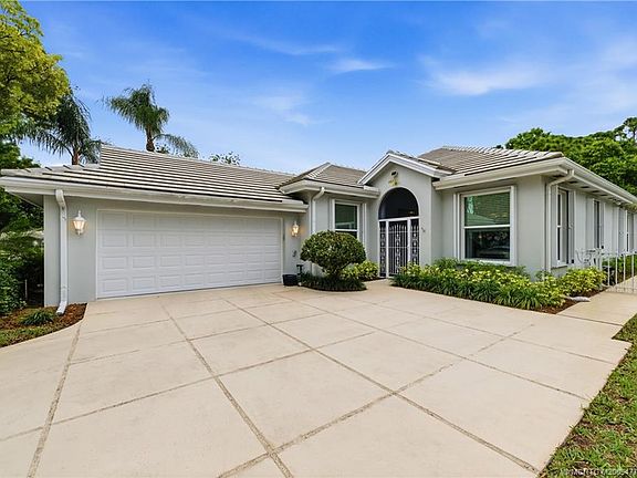 4th image of 5263 SE Sweetbrier Ter