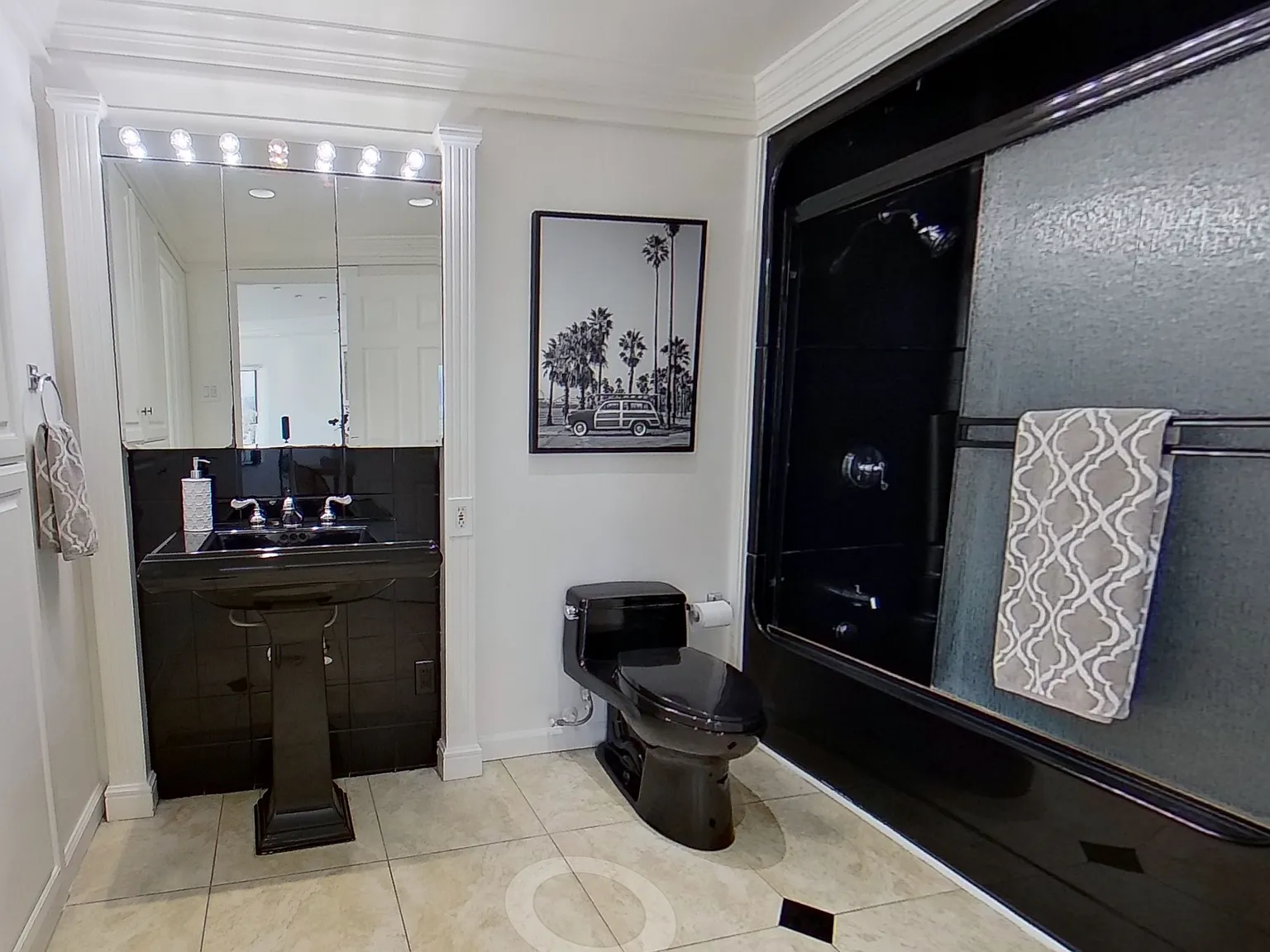 1 bed, 1260 sqft, $1,930 — Photo 3