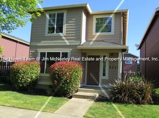 2115 Sam Parrett Dr, Newberg, OR 97132