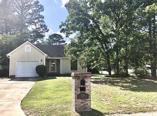 2100 Baywater Dr, Fayetteville, NC 28304