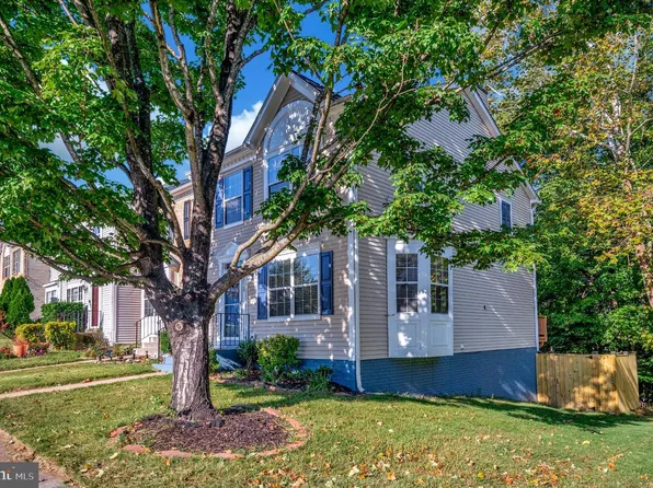 2728 Brier Pond Cir, Woodbridge, VA 22191