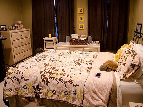2nd Floor bedroom