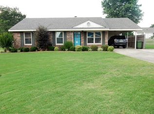 309 Tuxedo Ave, Muscle Shoals, AL 35661