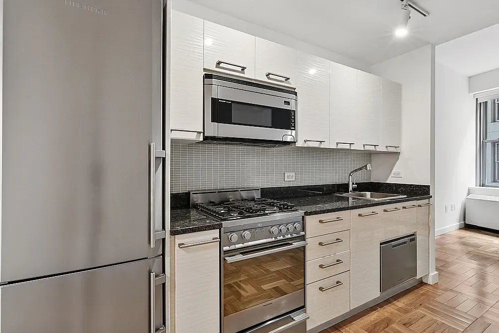 20 Exchange Place — Photo 1