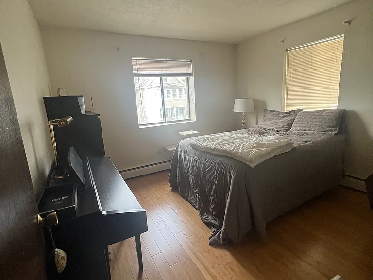 12 Cameron Ave #1 — Photo 4