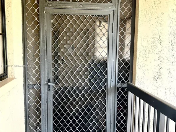 7735 NW 79th Ave APT 315, Tamarac, FL 33321