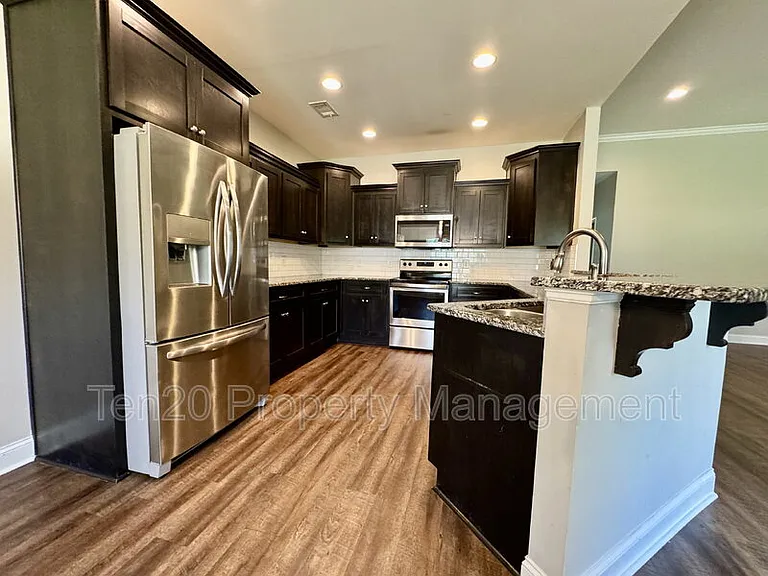 488 Lee Road 288 — Photo 7