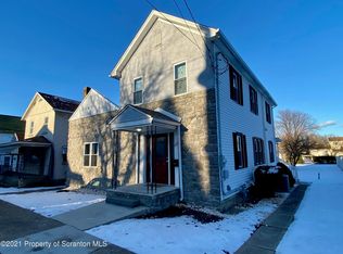 127 Broadhead St, Old Forge, PA 18518