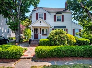 39 Endicott Rd, Stoneham, MA 02180
