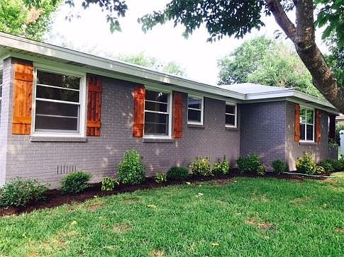 2nd image of 1716 Hilltop Dr