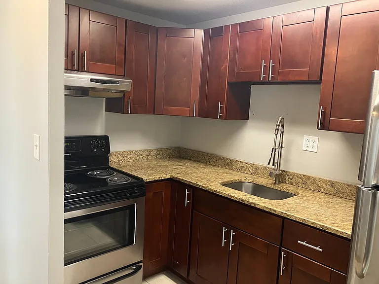 Valley York Apartments — Photo 50