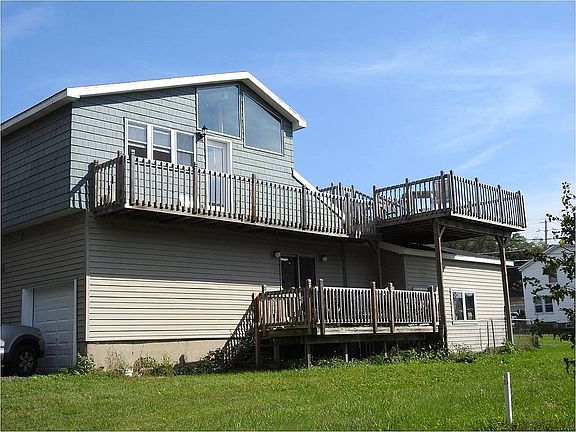 Rear View Decks and Balcony