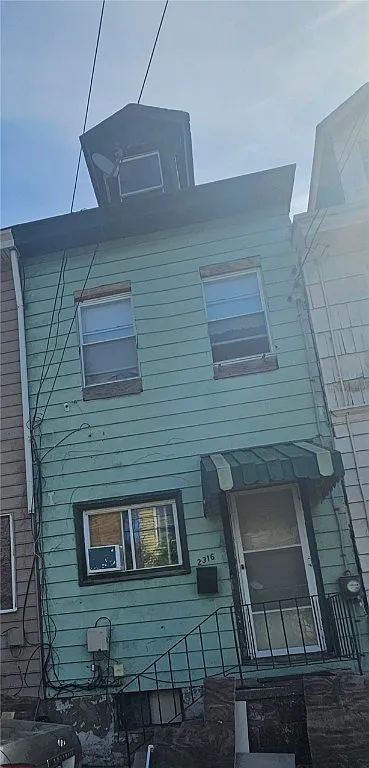 2316 Atmore St photo 1