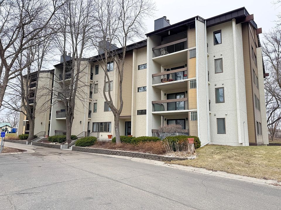 1st image of 200 Willow Ct APT 2A