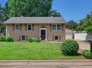 3202 34th St S, La Crosse, WI 54601