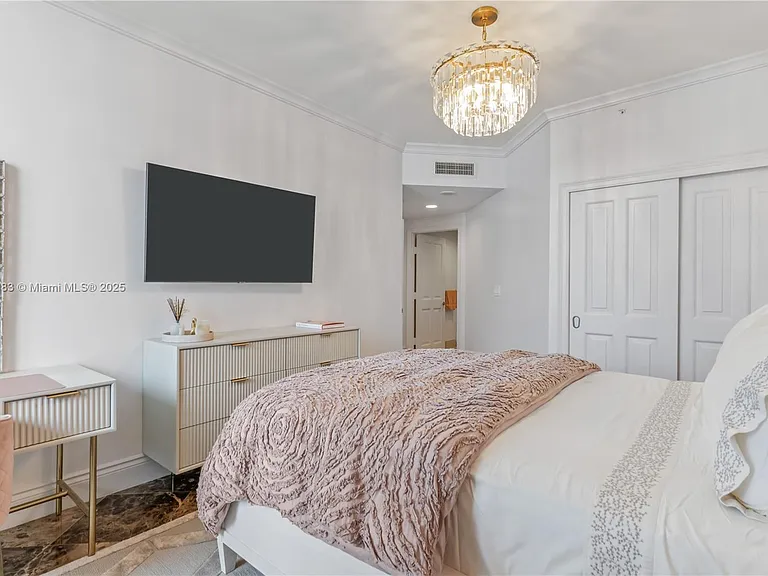 17875 Collins Ave #3404 — Photo 23