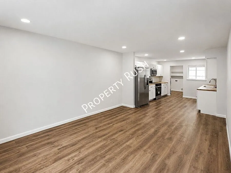 7748 Nautical Way - Remodeled 2 bed/1 bath rental unit in Chattanooga! $1,295/mo. — Photo 4