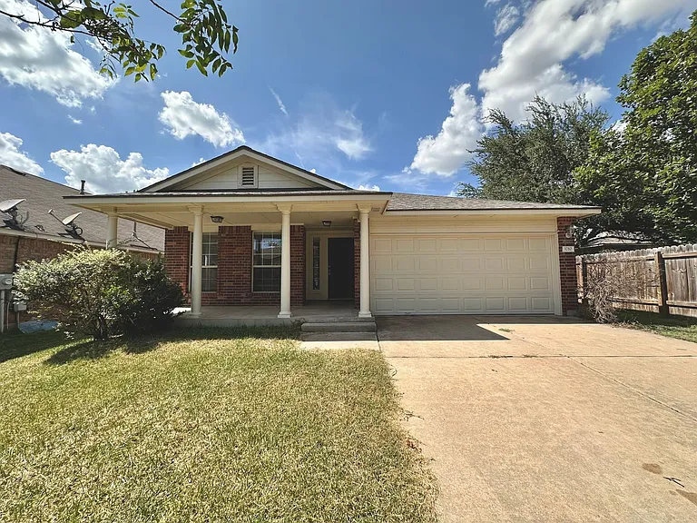 3710 Cap Rock Trl — Photo 32