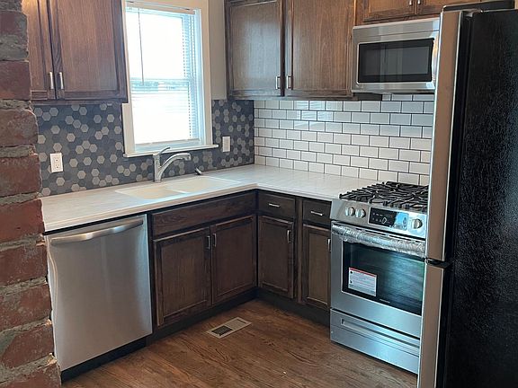 5th image of 1523 Coutant Ave