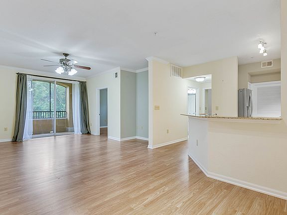 5th image of 8539 Gate Pkwy W #1
