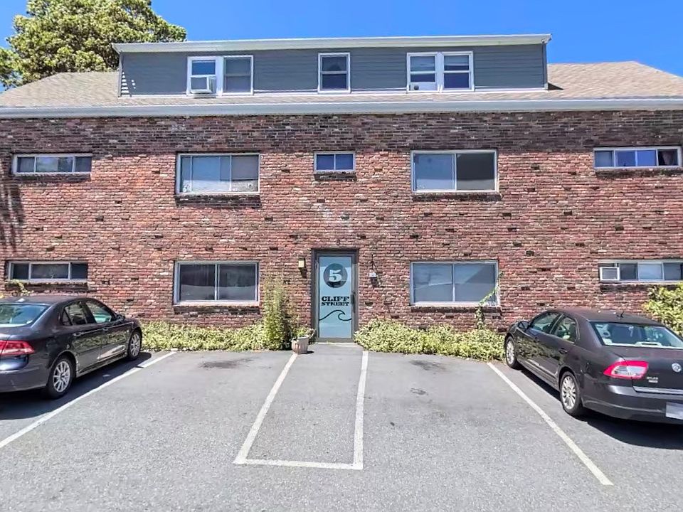 1st image of 5 Cliff St #1