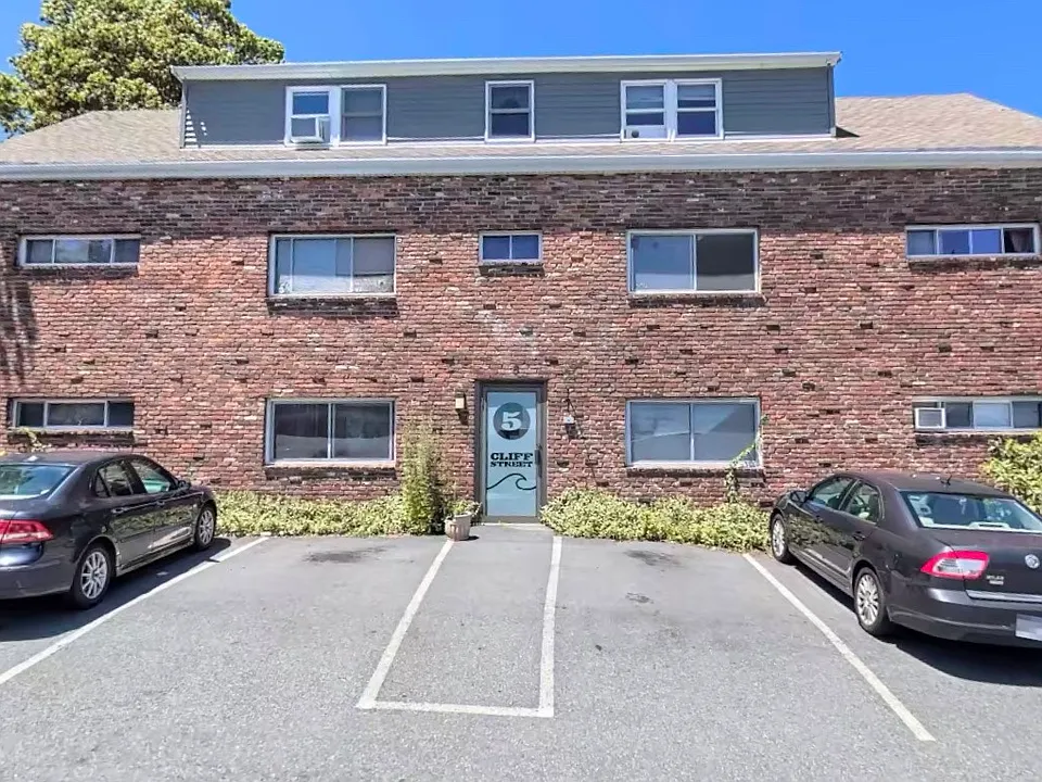 5 Cliff St #1