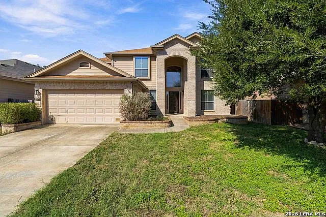 5 bed, 3.5 bath, 3252 sqft, $2,400 — Photo 2