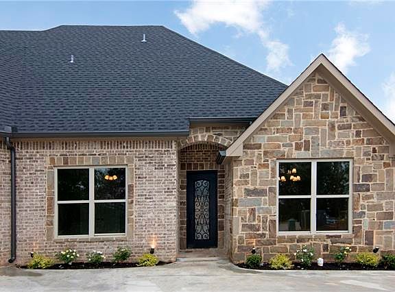 2nd image of 1503 Grand Cypress Dr