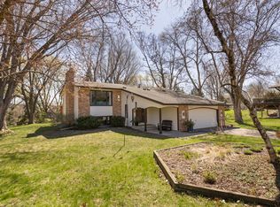 15372 Sandhill Cir, Eden Prairie, MN 55347