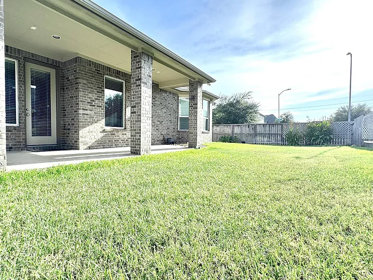 27034 Triana River Cir — Photo 31
