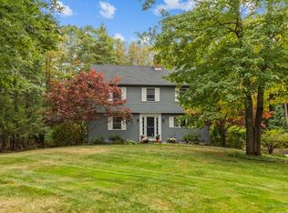 10 Perkins Dr, York, ME 03909