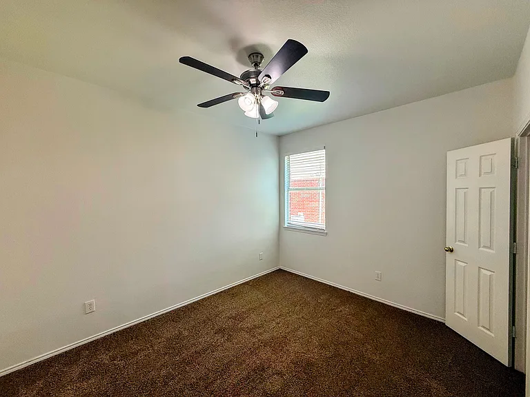 9736 Indian Canyon Dr — Photo 14