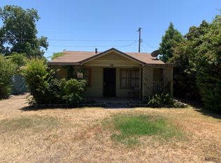 2631 Center St, Bakersfield, CA 93306