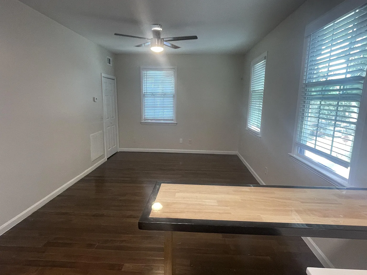 412 E 38 - 412 D — Photo 2